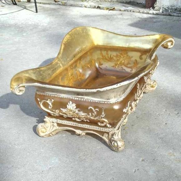 Vintage Baroque Translucent Lucite Acrylic Resin Scroll Footed Serving Dish - Picture 2 of 13